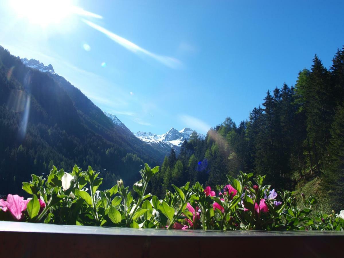 Appartamento Haus Hubertus Sankt Leonhard im Pitztal Esterno foto